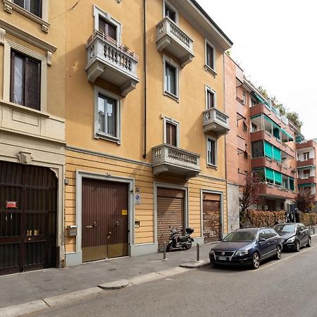 Cozy Apt With Balcony - Porta Romana District Milan Bagian luar foto