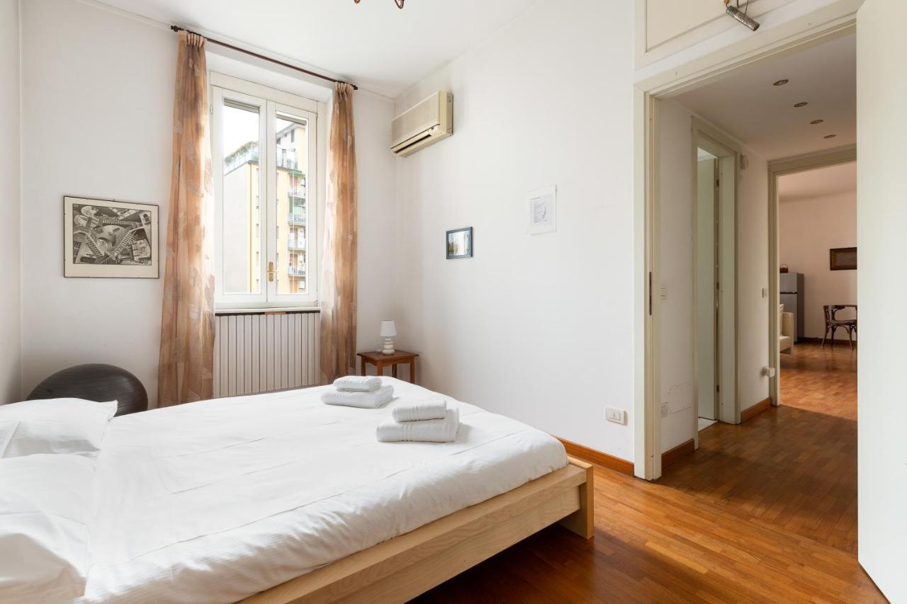 Cozy Apt With Balcony - Porta Romana District Milan Bagian luar foto